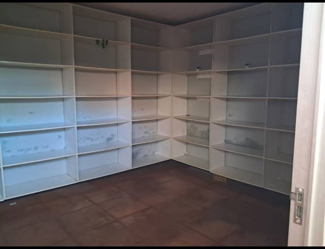 114M² MEDICAL SUITE FOR SALE IN VEREENIGING CENTRAL